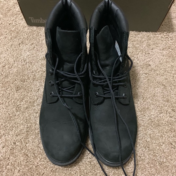 Timberland Shoes - Women’s black timberlands